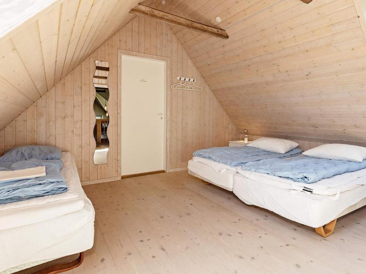 10 Person Holiday Home In Vinderup Bagian luar foto